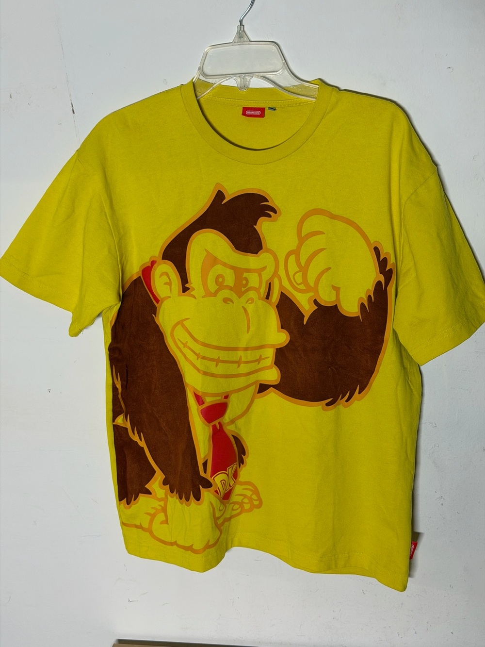 Nintendo Donkey Kong Deluxe Flocked T-Shirt Yellow Men’s L Exclusive